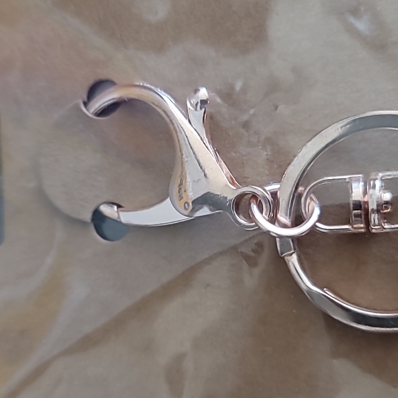 Keychain - Picture 3 of 3